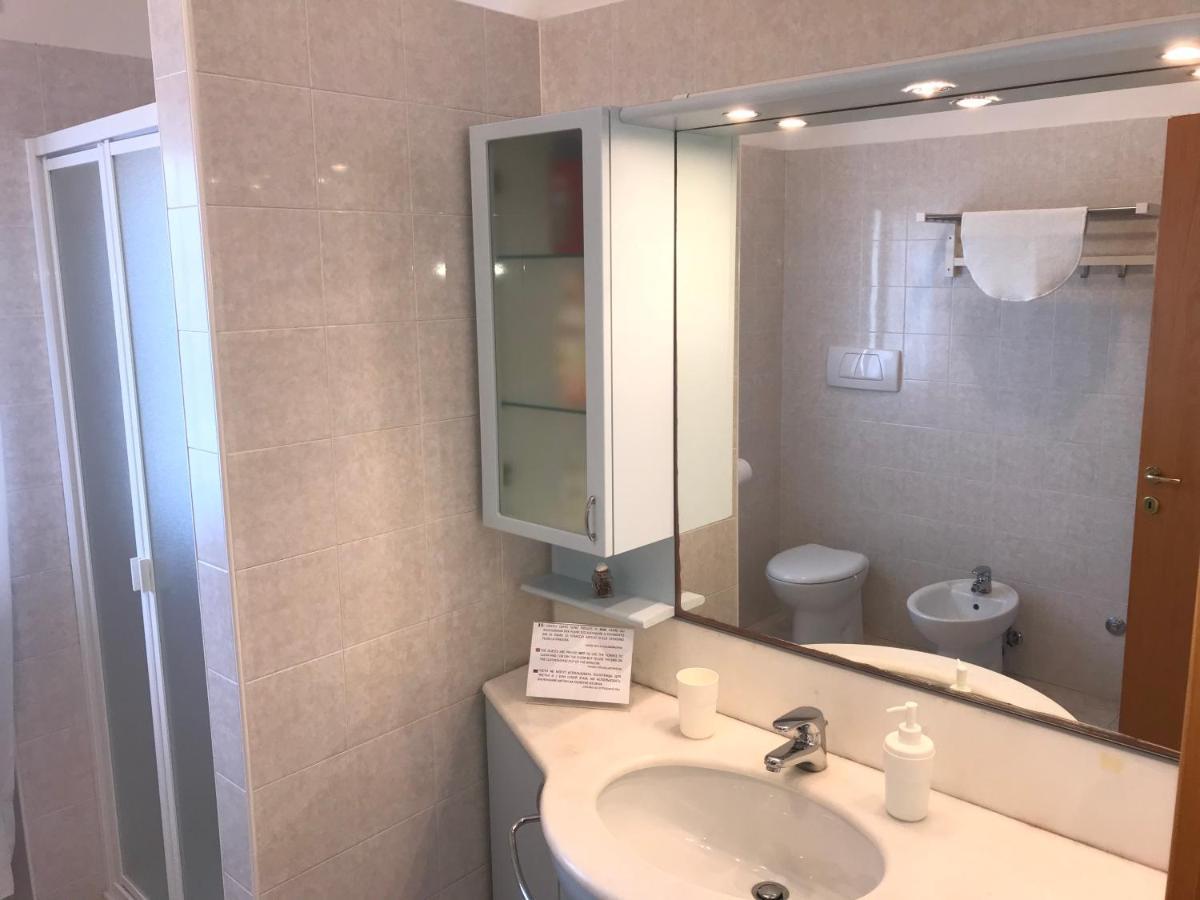 Apartamento Residenza D'Agnese Montesilvano Marina Exterior foto