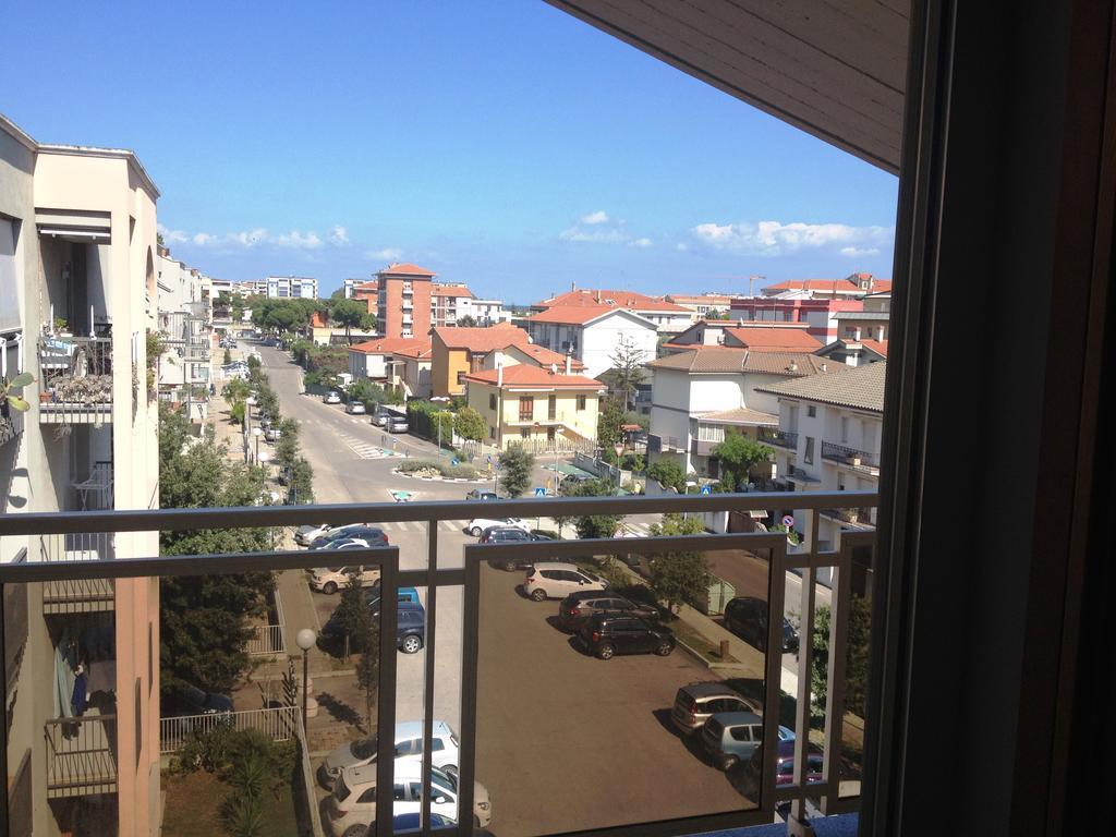 Apartamento Residenza D'Agnese Montesilvano Marina Exterior foto